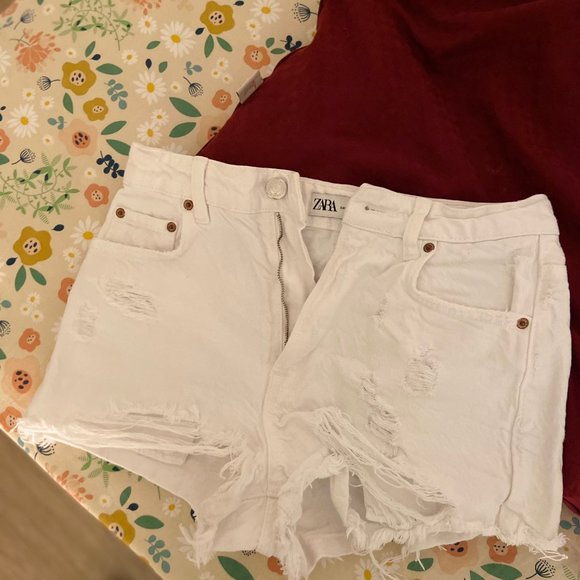 Zara white mini shorts - Picture 3 of 5
